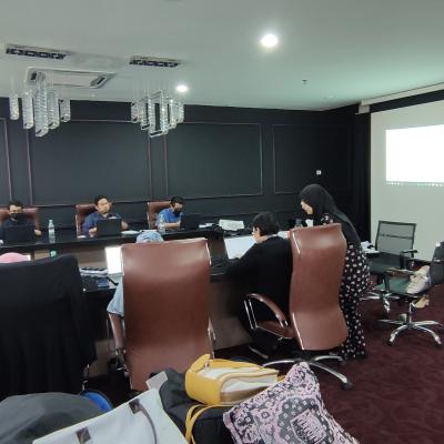 Latihan_Perisian_Navicat_14