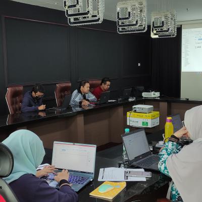 Latihan_Perisian_Navicat_9