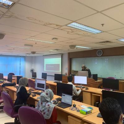 Sesi Train of Trainer Internet of Things (Asas) 10