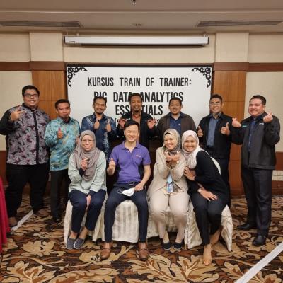 Kursus TOT Big Data Analytics 10